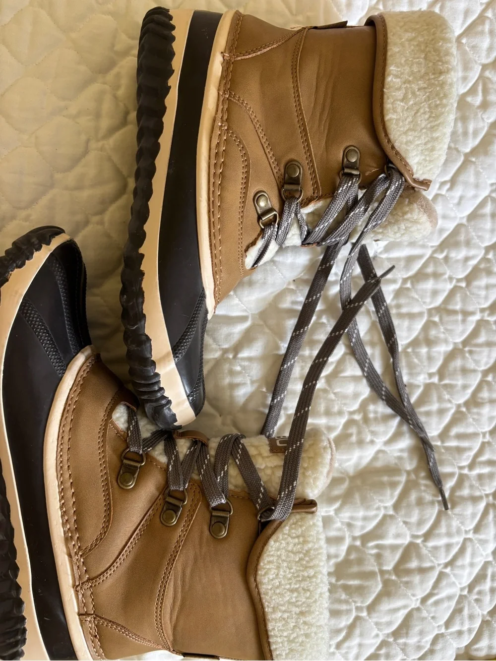 JBU Women's Brown, Blue & Cream Waterproof Winter Boots